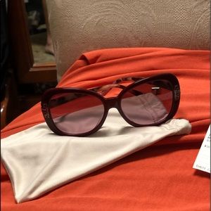 Tory Burch  Sunglasses excellent condition